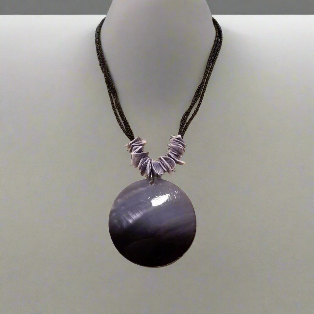 Black & Gray Shell Pendant Necklace – Beaded Statement Jewelry